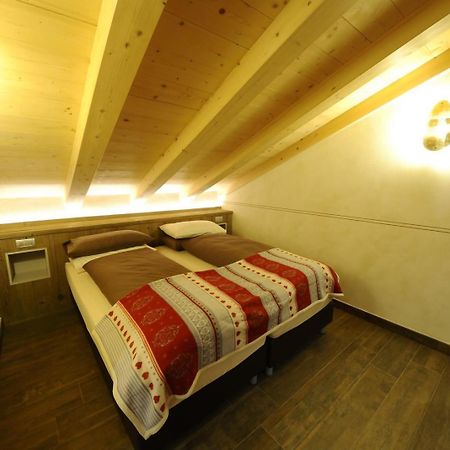 Alpen Flower By Livigno Accomodation Exterior foto