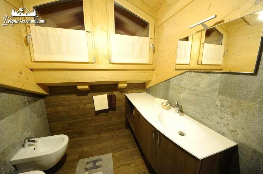 Alpen Flower By Livigno Accomodation Zimmer foto