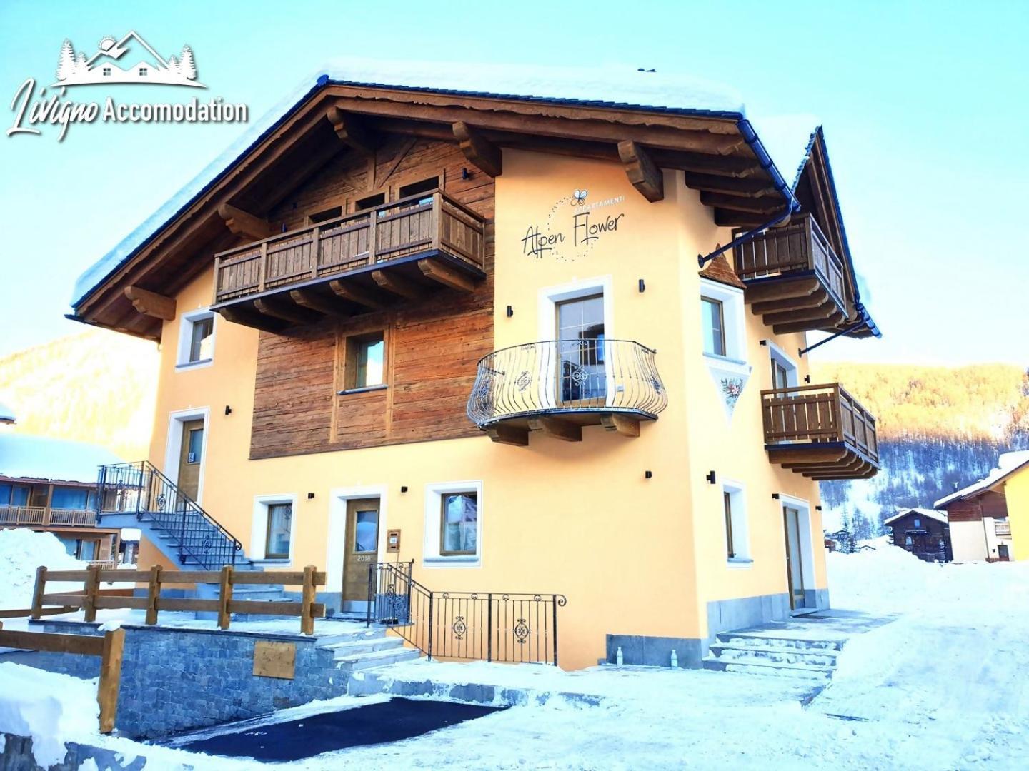 Alpen Flower By Livigno Accomodation Exterior foto